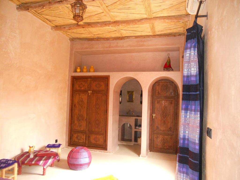 Riad Dar Bergui Uarzazate Quarto foto